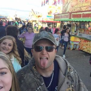 Meet your Posher, Dylan